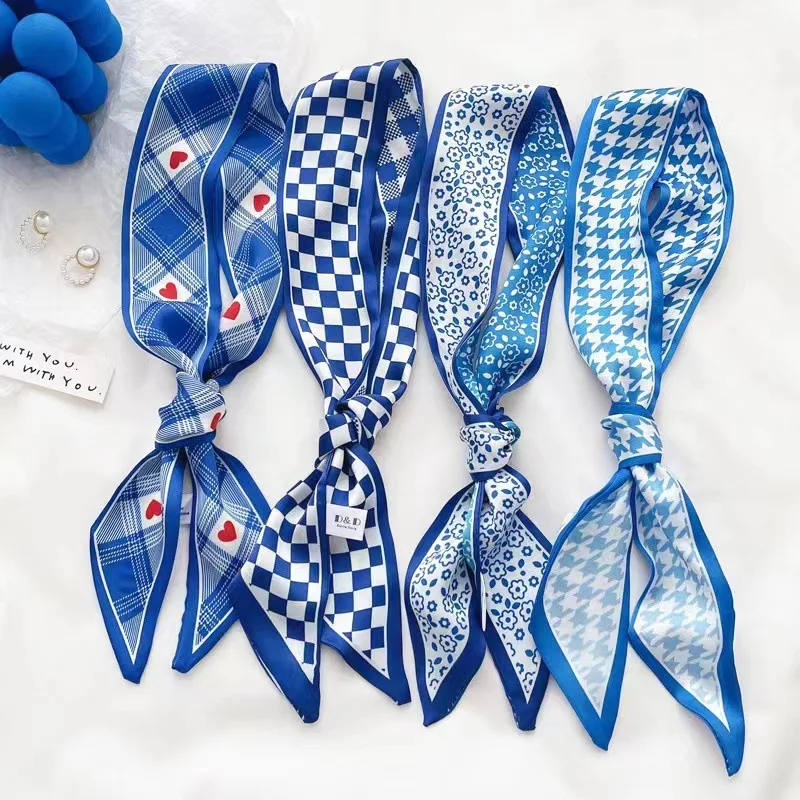 Silk Neck Scarf - وشاح حريري أزرق كلاين جديد بنقشة