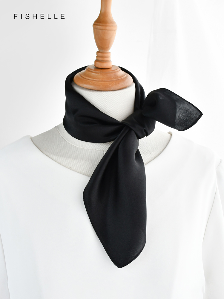 وشاح حريمي أسود نقي بلون سادة  - مراجعة Silk Neck Scarf وسعره
